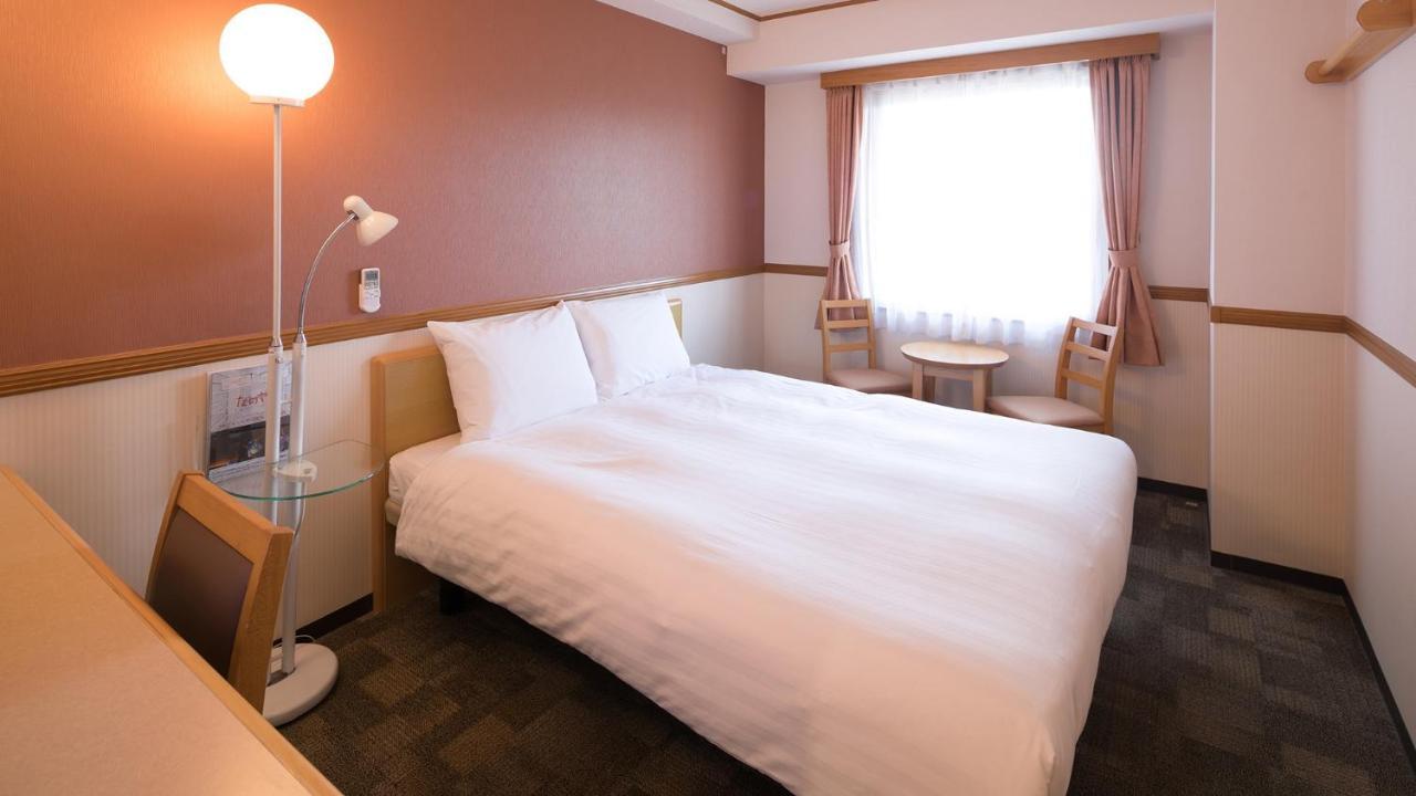 Toyoko Inn Hakata-Guchi Ekimae Fukuoka  Esterno foto
