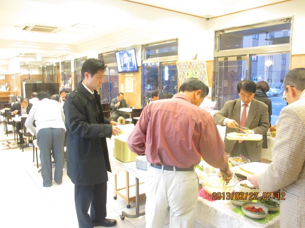 Toyoko Inn Hakata-Guchi Ekimae Fukuoka  Esterno foto